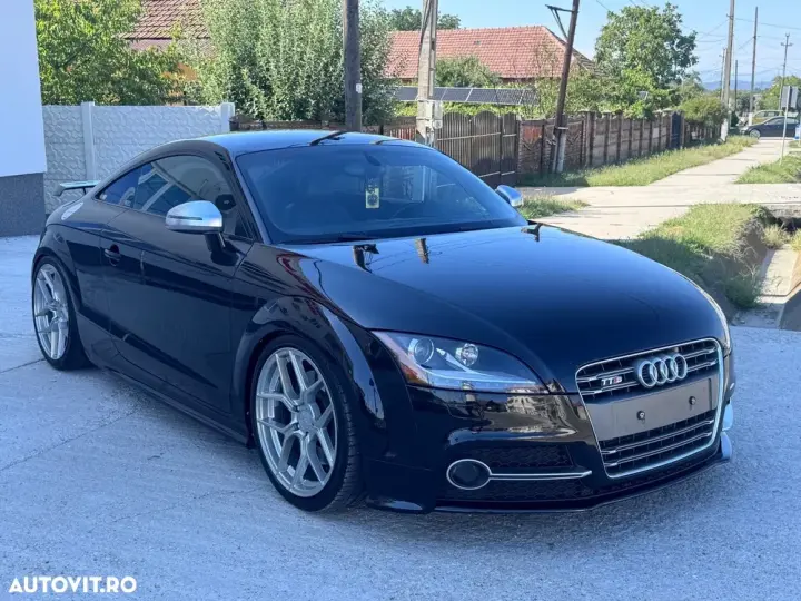 Audi TT S 8J