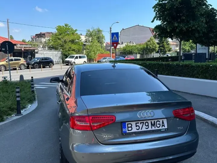 Audi A4 Limuzina B8 2.0 TDIe
