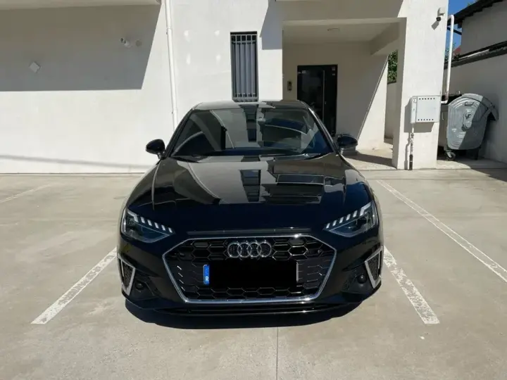 Audi A4 Limuzina B9 35 TFSI S tronic MHEV S Line