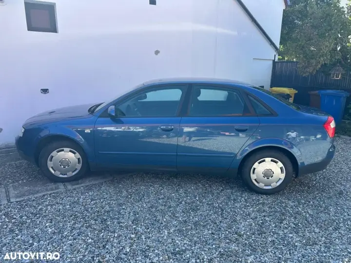Audi A4 Limuzina