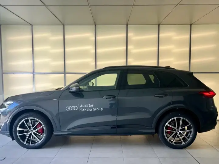 Audi Q5 40 TDI quattro S tronic S line
