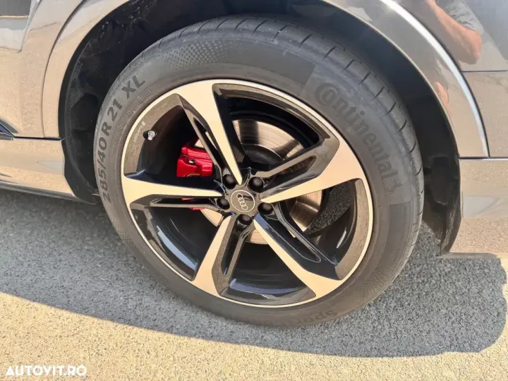 Audi Q7 4M