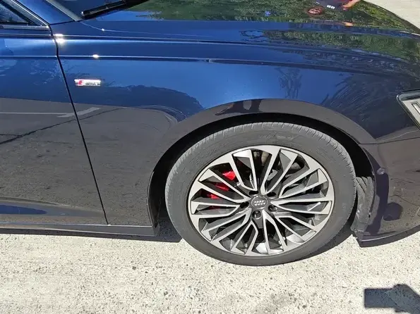 Audi A6 C8 55 TFSI e quattro S tronic sport