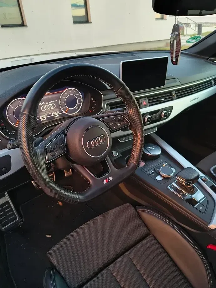 Audi A4 Limuzina B8 2.0 TDI quattro S tronic Design — imagine 3