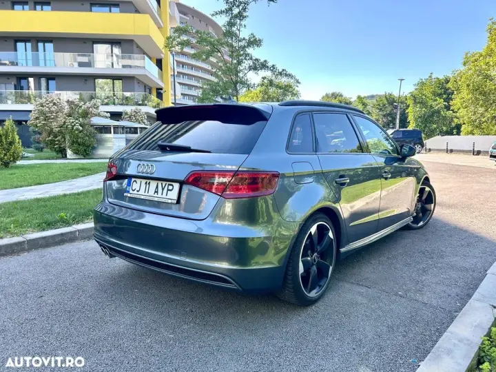 Audi A3 Sportback 8V 2.0 TDI S tronic S line Sportpaket