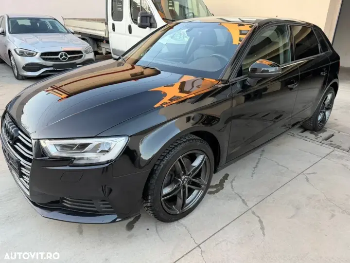 Audi A3 Sportback 8V 1.6 TDI clean Stronic Attraction