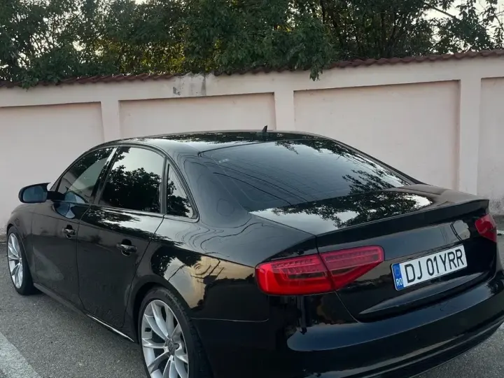 Audi A4 Limuzina B8 2.0 TDI