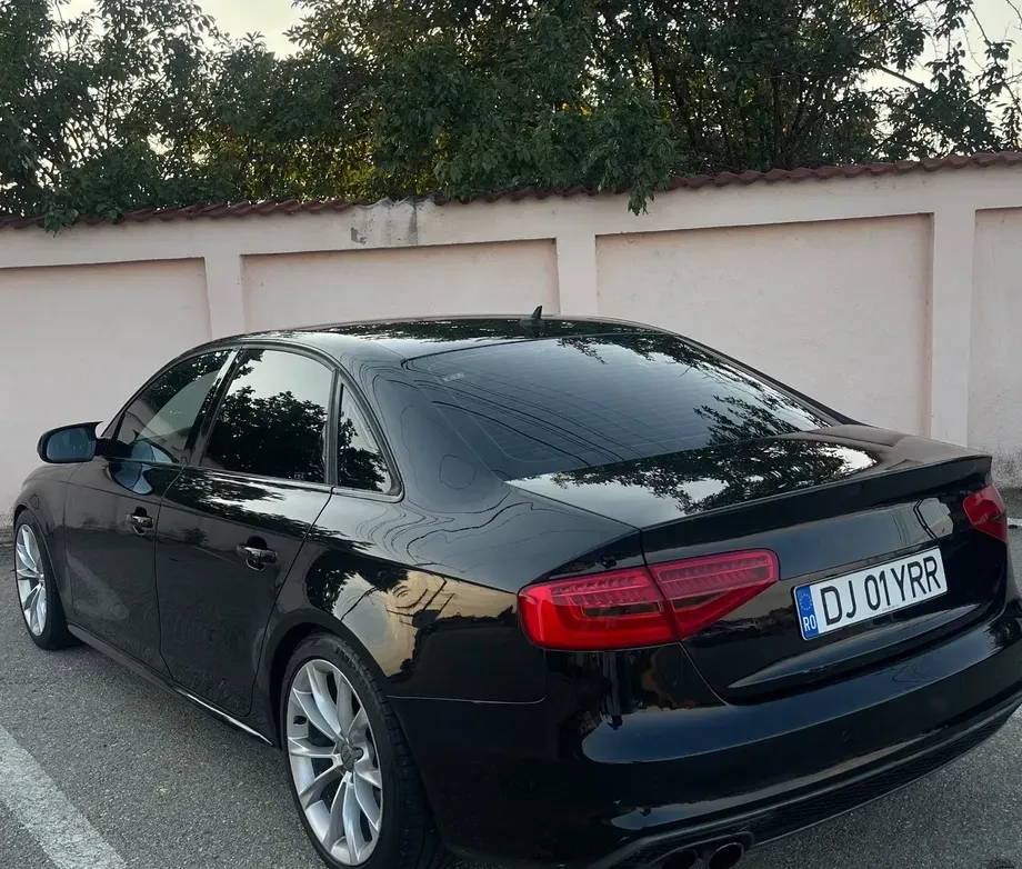 Audi A4 Limuzina B8 2.0 TDI — imagine 3
