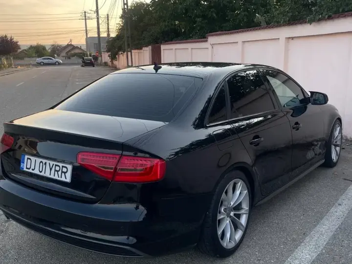 Audi A4 Limuzina B8 2.0 TDI