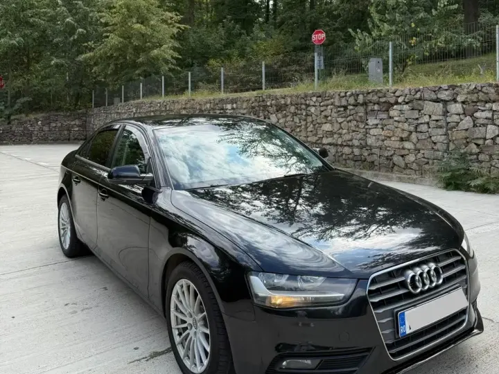 Audi A4 Limuzina B8 2.0 TDI