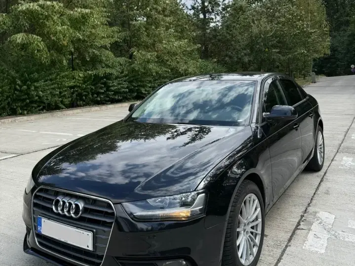 Audi A4 Limuzina B8 2.0 TDI