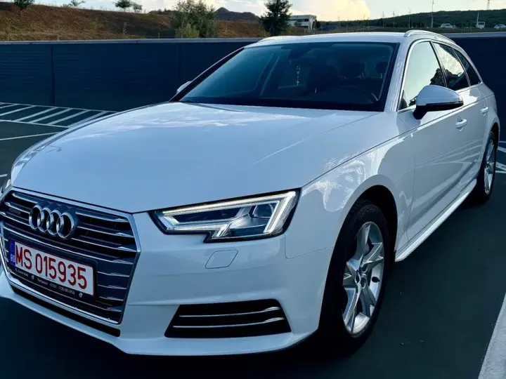 Audi A4 Avant B9 2.0 TDI S tronic quattro