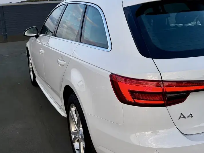 Audi A4 Avant B9 2.0 TDI S tronic quattro