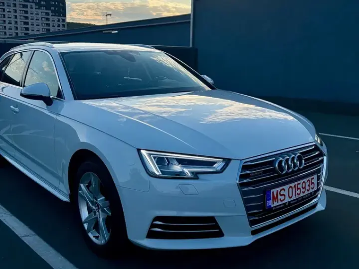 Audi A4 Avant B9 2.0 TDI S tronic quattro