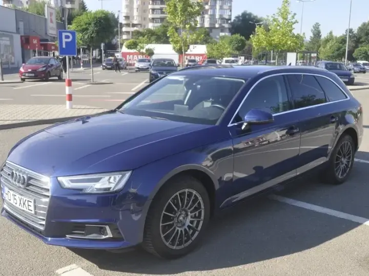 Audi A4 Avant B9 2.0 TDI S tronic quattro