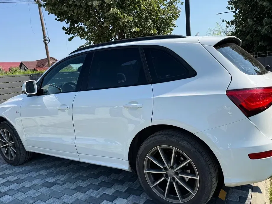 Audi Q5 8R 2.0 TDI Quattro S tronic Sport — imagine 4
