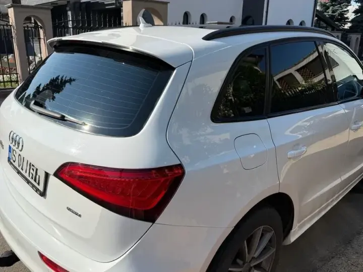 Audi Q5 8R 2.0 TDI Quattro S tronic Sport