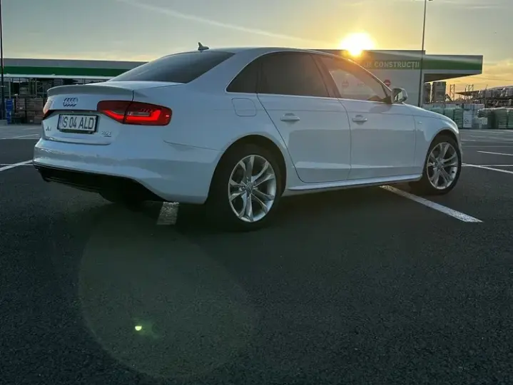 Audi A4 Limuzina B8 2.0 TFSI Multitronic S line Sportpaket