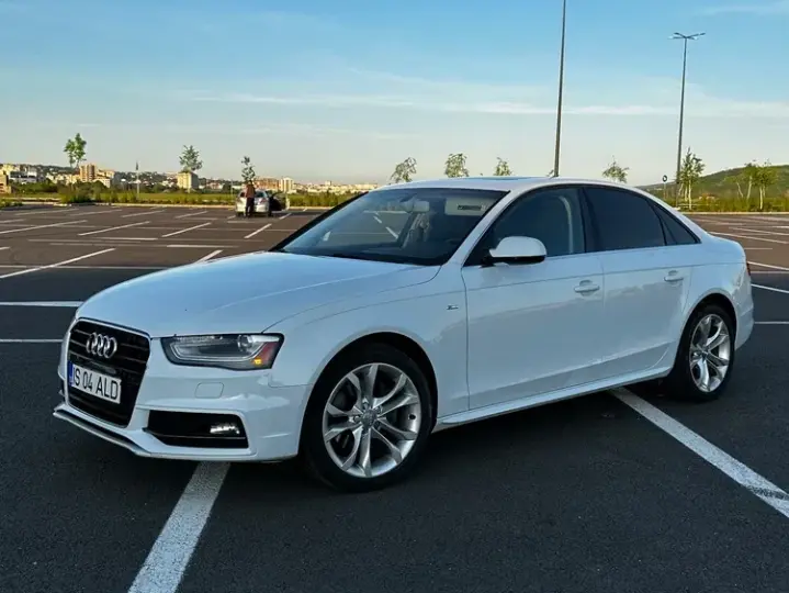 Audi A4 Limuzina B8 2.0 TFSI Multitronic S line Sportpaket