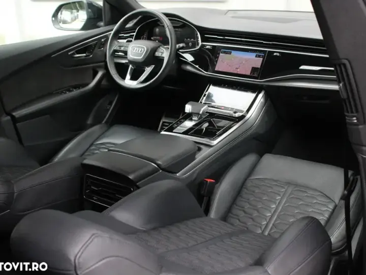 Audi RS Q8 4.0 TFSI quattro MHEV Tiptronic