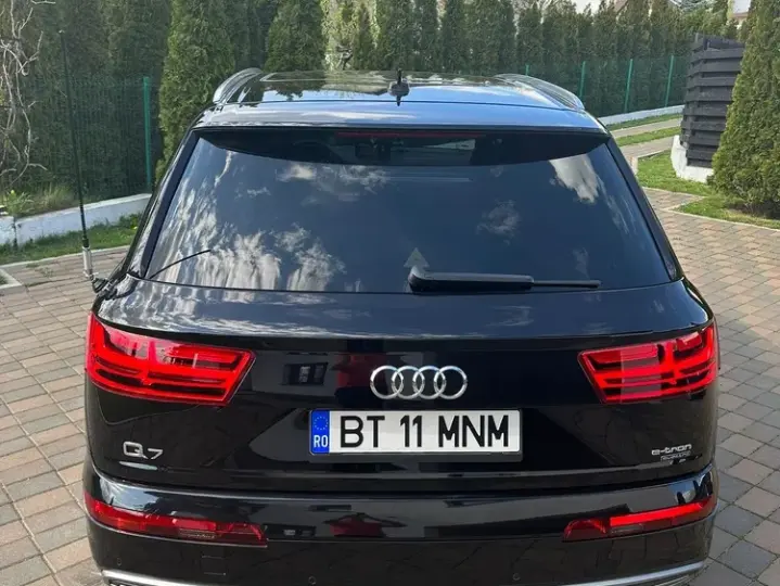 Audi Q7 4M