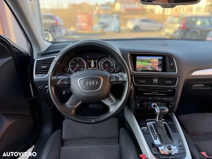 Audi Q5 8R 2.0 TDI Quattro S tronic Sport