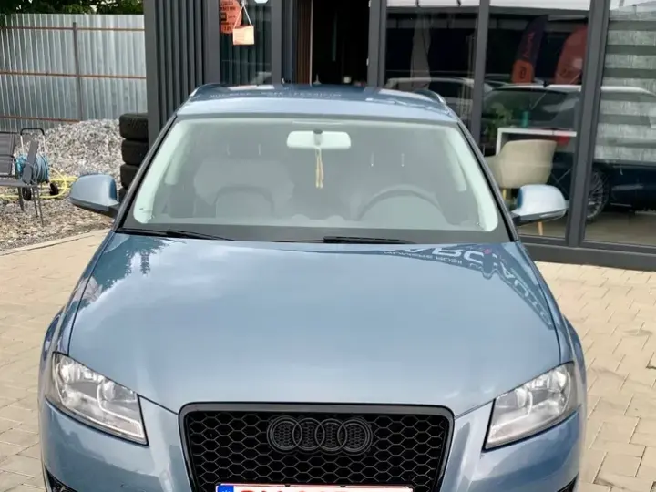 Audi A3 Sportback 8P 1.6 TDI DPF Ambiente