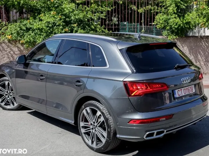 Audi SQ5 FY