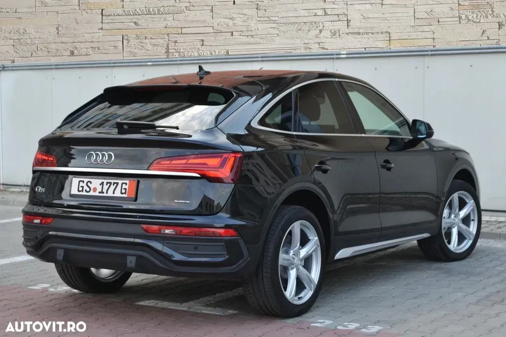 Audi Q5 FY 40 TDI quattro S tronic S line business — imagine 3
