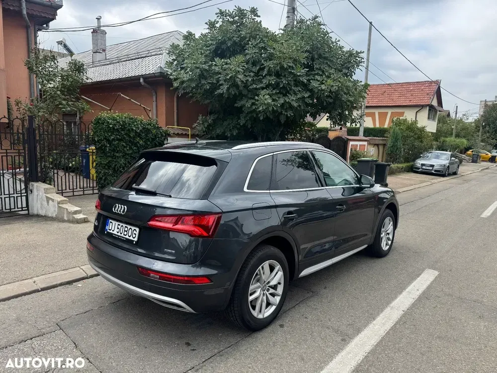 Audi Q5 2.0 TFSI S tronic Design — imagine 3