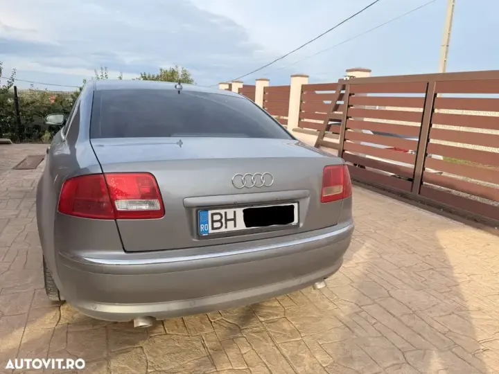 Audi A8 D3 3.0 TDI DPF quattro