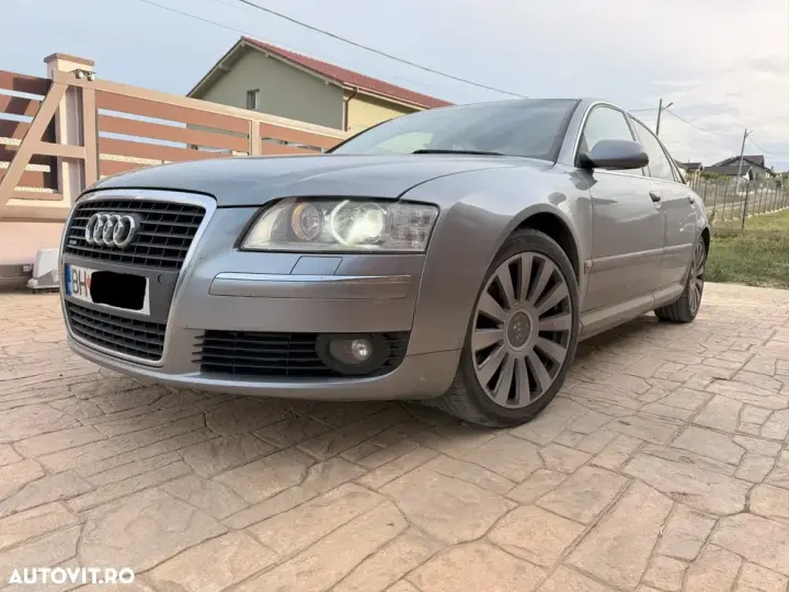 Audi A8 D3 3.0 TDI DPF quattro