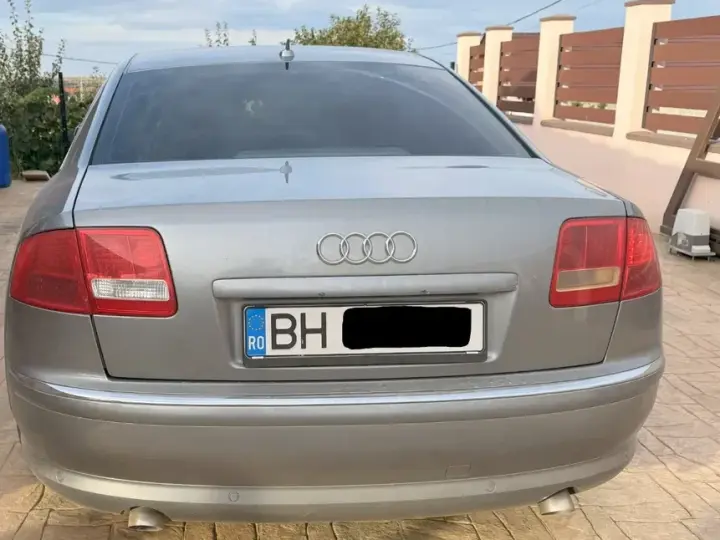 Audi A8 D3 3.0 TDI DPF quattro