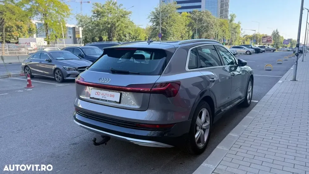 Audi e-tron — imagine 5