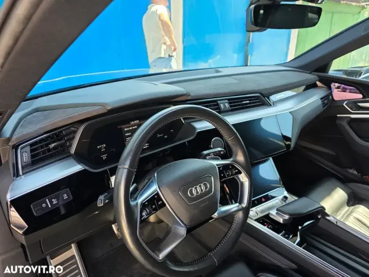 Audi e-tron 55 quattro