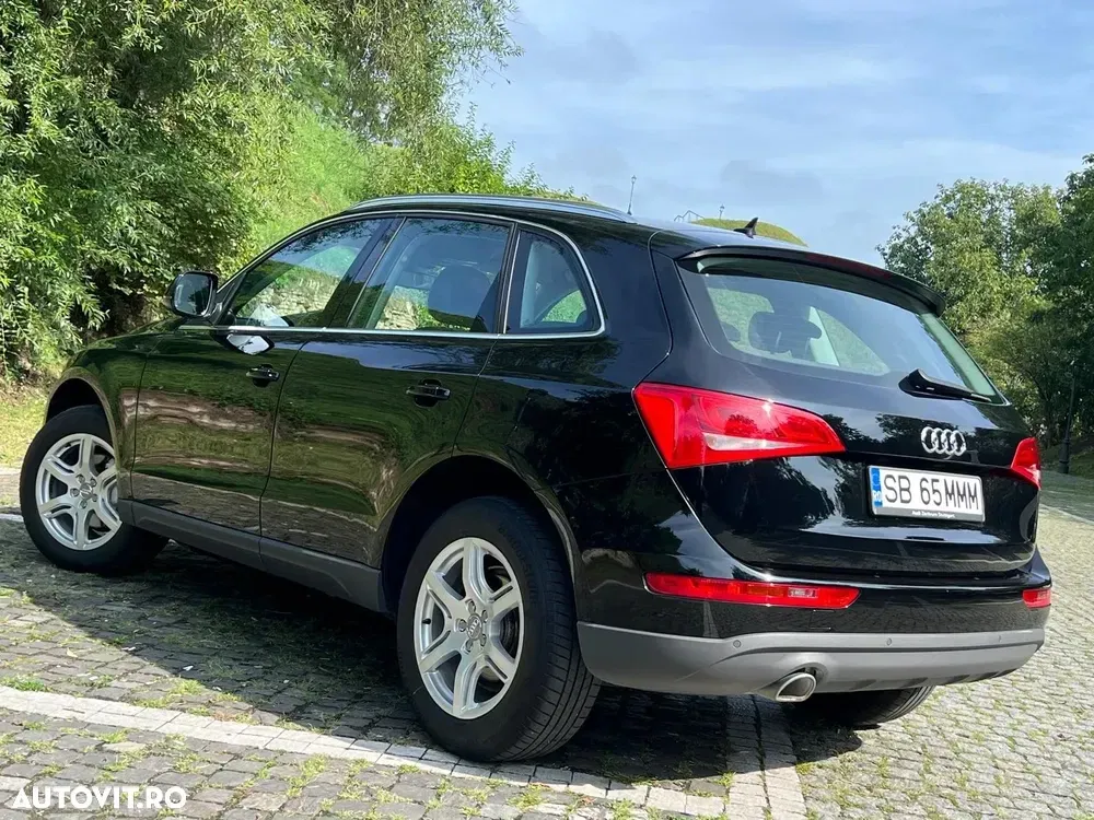 Audi Q5 2.0 TDI Quattro S tronic — imagine 4