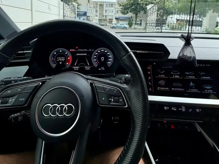 Audi A3 Limuzina 8Y 2.0 TDI S tronic Sport