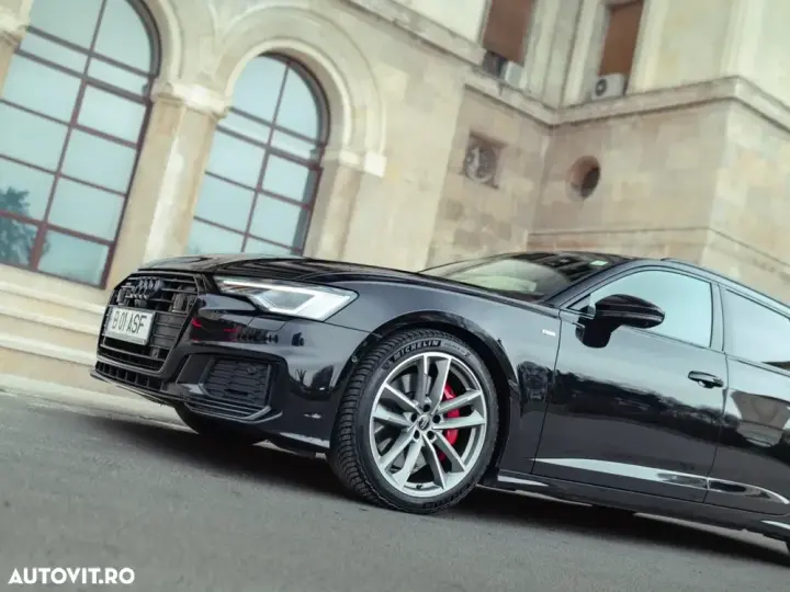 Audi A6 Avant C8 55 TFSI e quattro S tronic S line