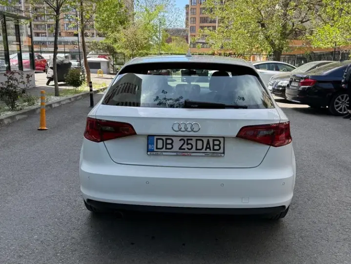 Audi A3 Sportback 8V 1.6 TDI S tronic