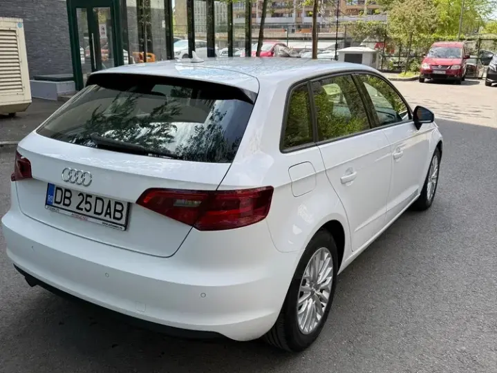 Audi A3 Sportback 8V 1.6 TDI S tronic