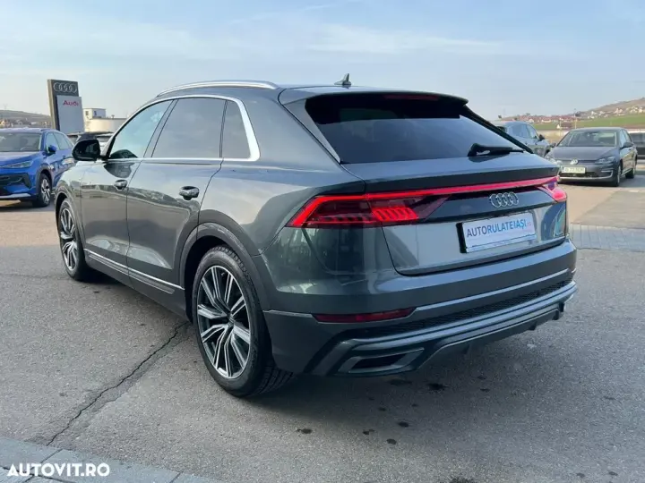 Audi Q8 50 TDI quattro Tiptronic