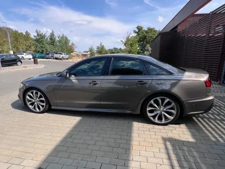 Audi A6 C7