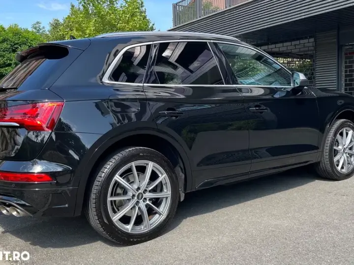 Audi SQ5 FY