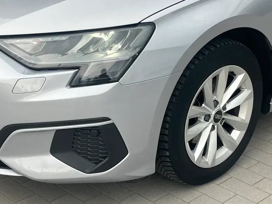 Audi A3 Sportback 2.0 30 TDI Basic — imagine 4