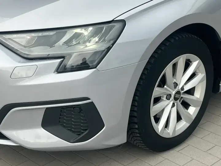 Audi A3 Sportback 2.0 30 TDI Basic