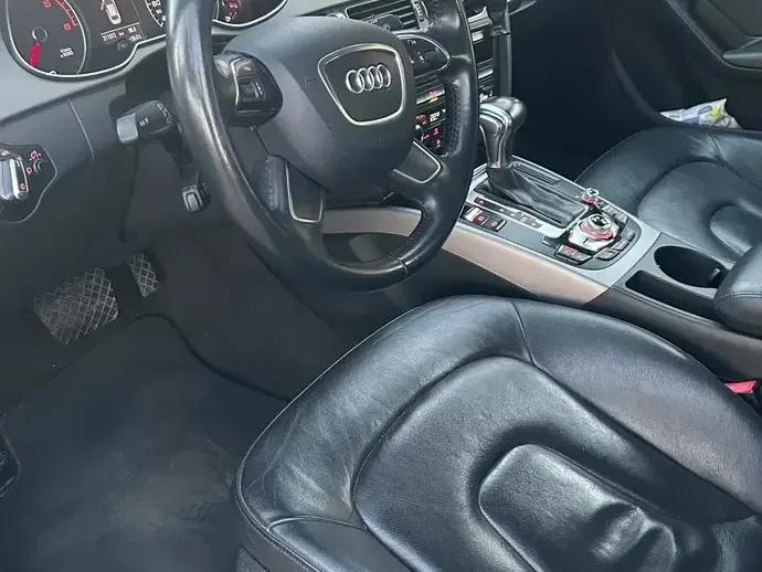Audi A4 Limuzina B8 2.0 TDI Multitronic
