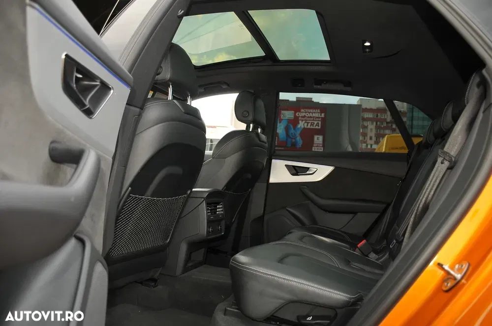Audi SQ8 SUV TFSI quattro tiptronic — imagine 3