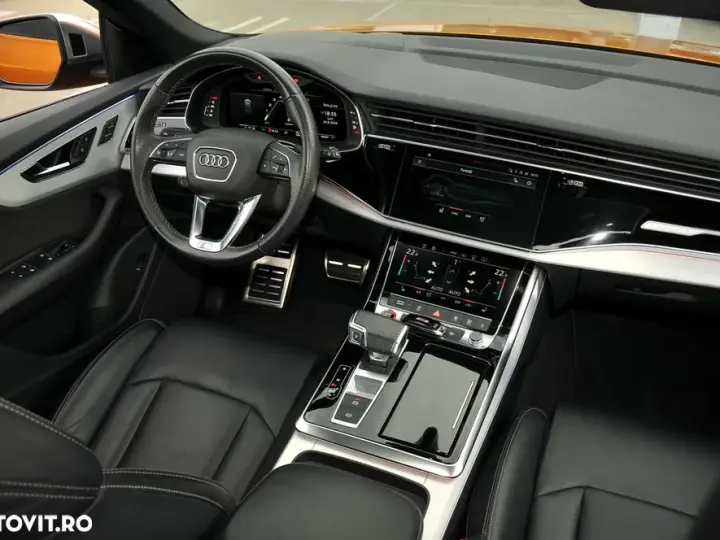 Audi SQ8 SUV TFSI quattro tiptronic