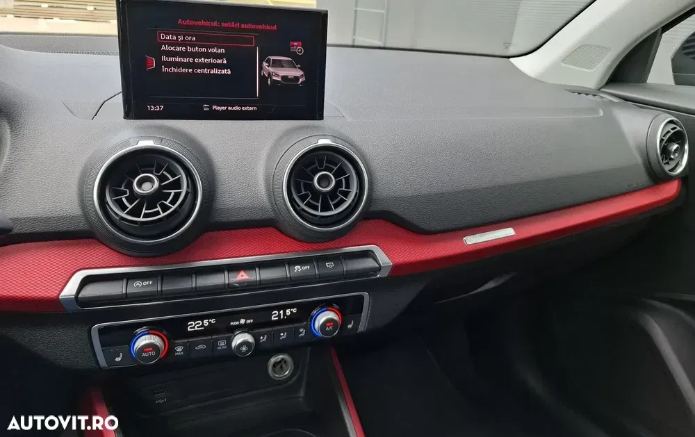 Audi Q2 1.0 TFSI S tronic Design — imagine 4
