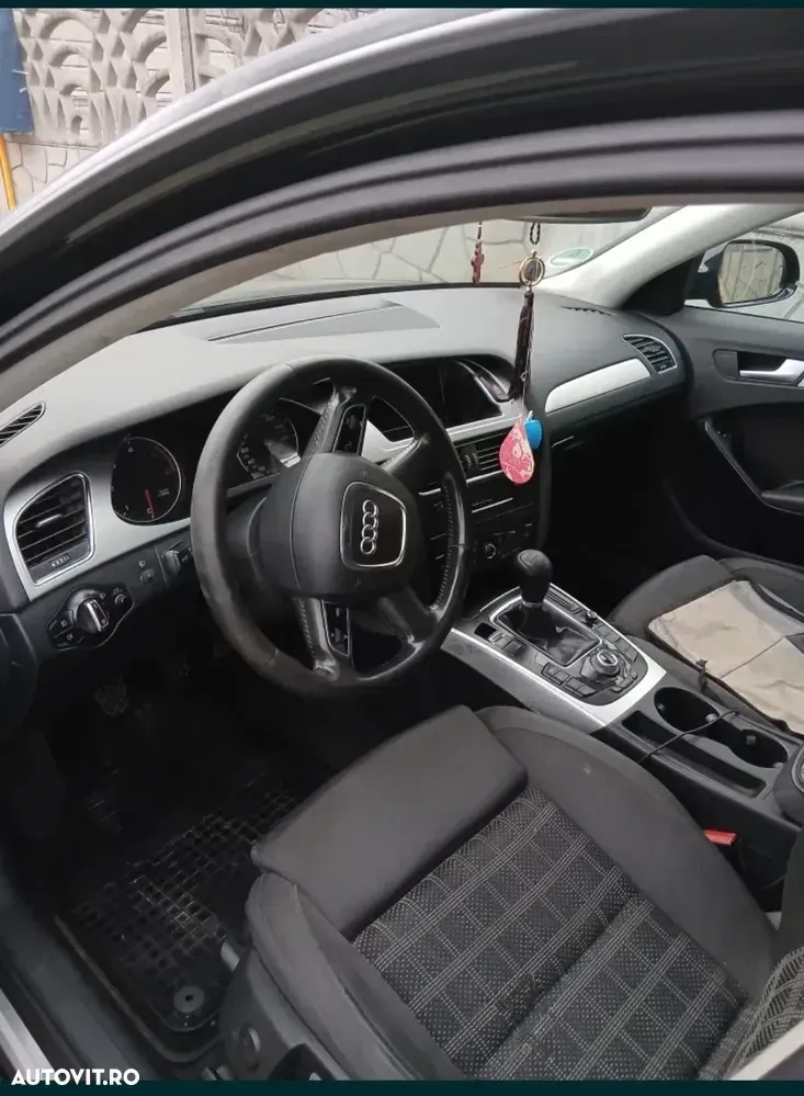 Audi A4 Limuzina B8 2.0 TDI B8 — imagine 5